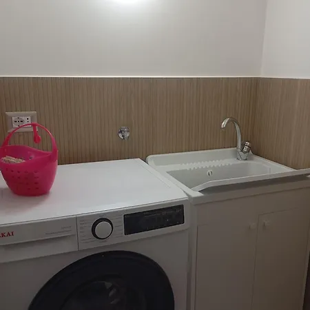 Eden Apartment